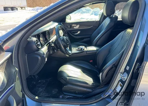 2017 Mercedes-Benz E 300 z USA, uszkodzony, nr VIN WDDZF4JB5HA017336